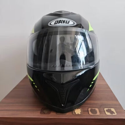 Black DAYU Full-Face Motorcycle Helmet